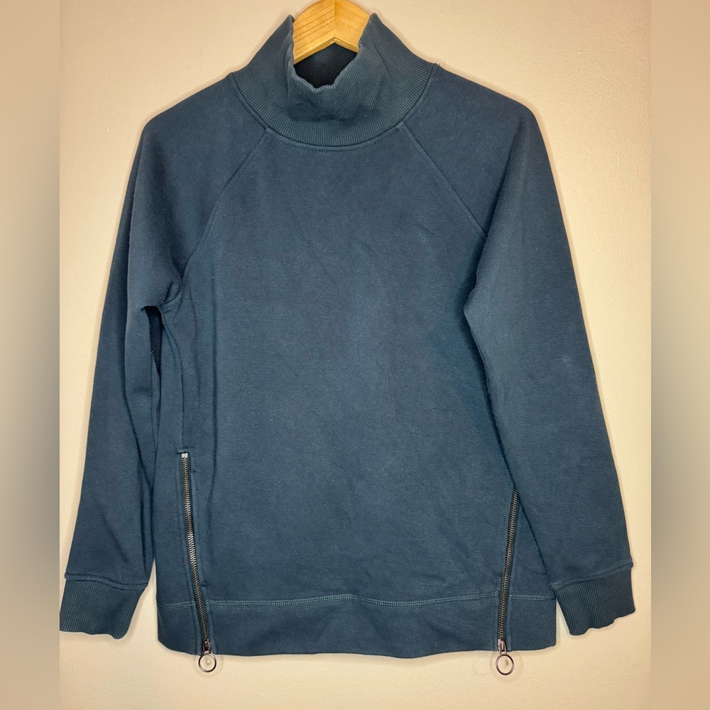 Athleta Turtleneck Sweatshirt‎ XS Teal Side Zip Pullover Cozy Athleisure